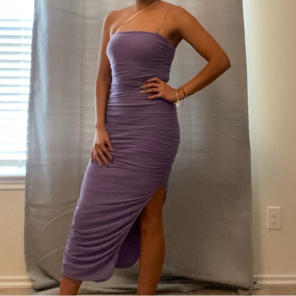 Beautiful Lilac Midi Dress